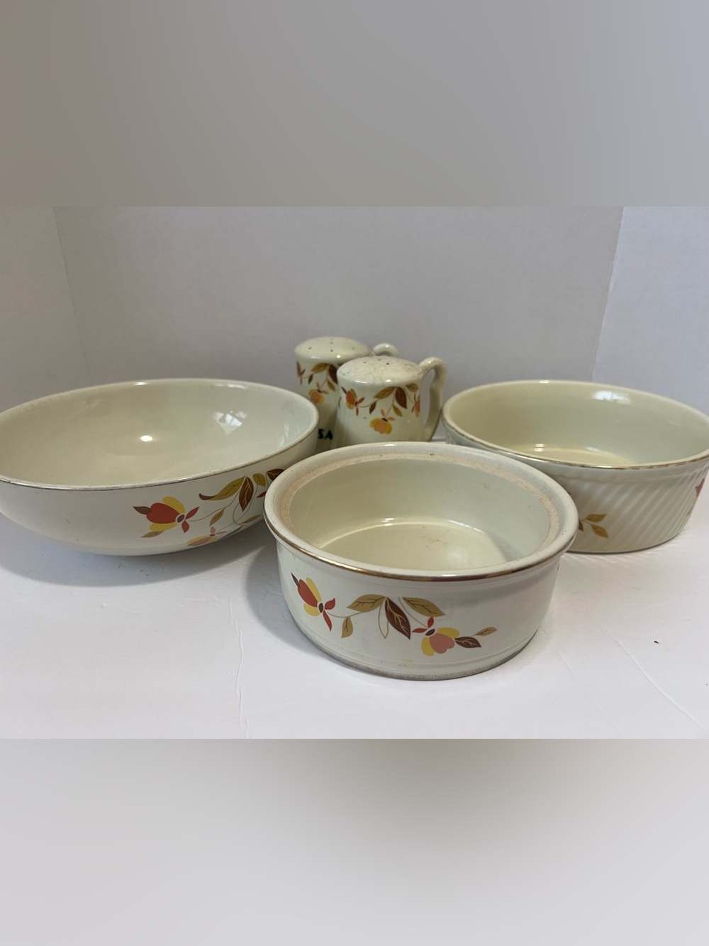 Vintage Hall China Autumn Leaf Misc Lot Bowl Ribbed Dish Salt & Pepper (read)